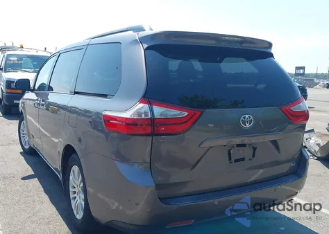 2016 Toyota Sienna Xle 8 Passenger from USA, damaged, VIN 5TDYK3DC1GS738545